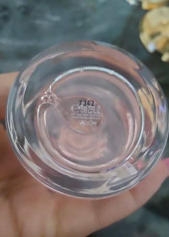 Hugo Boss Şeffaf Kapaklı Kadın Parfümü