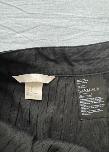 Siyah pilili mini etek - Görsel 2