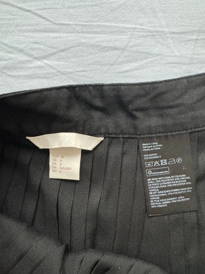 Siyah pilili mini etek - Görsel 2