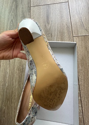 Diğer Beyaz Yüksek Topuklu Çiçek Desenli Özel Tasarım Stiletto