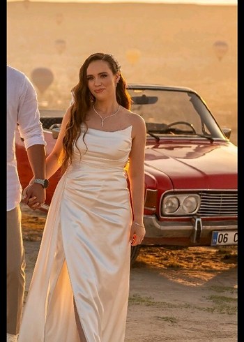 Straplez Uzun Beyaz Bohem Saten Elbise