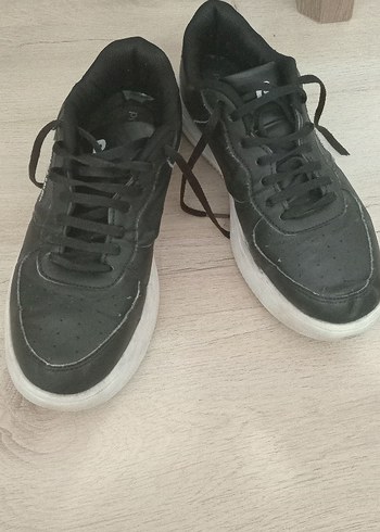 Siyah Bağcıklı  Spor Ayakkabı - Görsel 3