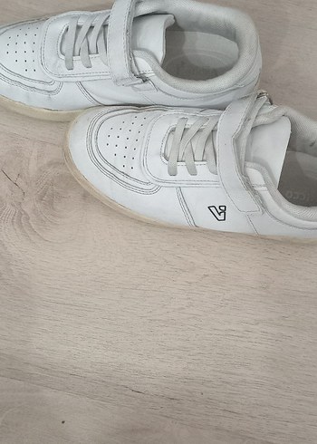 Erkek Çocuk Beyaz Cırtcırtlı Spor Ayakkabı - Görsel 3