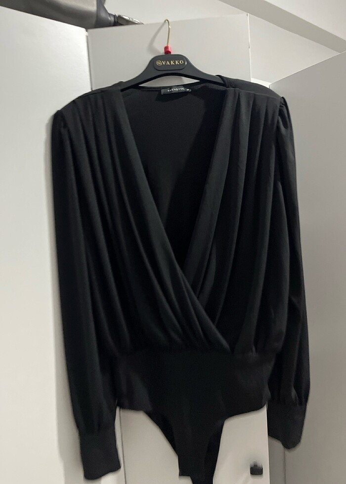 KRUVAZE YAKA BLUZ - Görsel 3