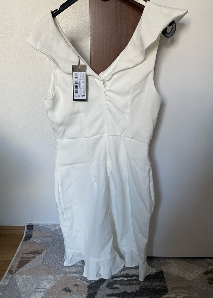 Beyaz elbise - Görsel 2