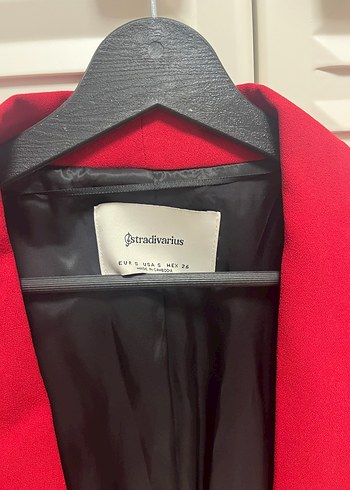 Stradivarius kırmızı ceket - Görsel 3