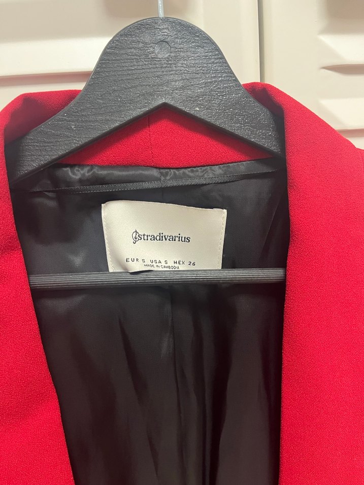 Stradivarius kırmızı ceket - Görsel 3