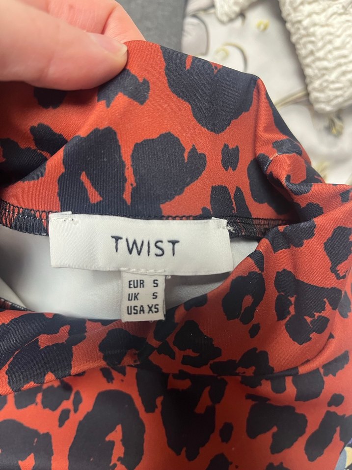 Yüksek Yakalı, Desenli,Kadın Bluz - Görsel 3