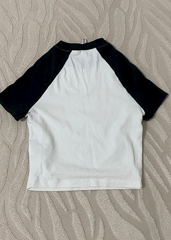 xs Beden H&M Siyah Beyaz Kısa Kollu Kadın Tişört