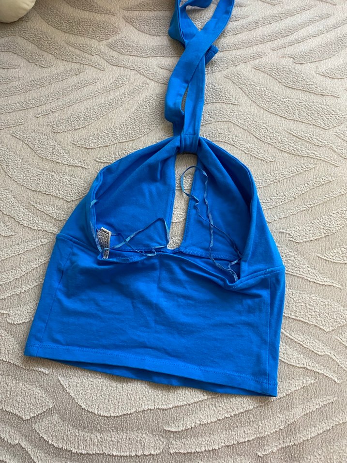 bershka, boyundan bağlamalı üst - Görsel 2