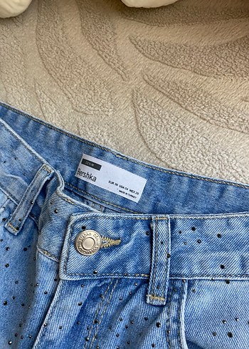 bershka, taşlı mini şort - Görsel 3