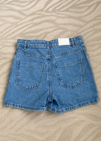 lc waikiki şort etek ve tişört - Görsel 3