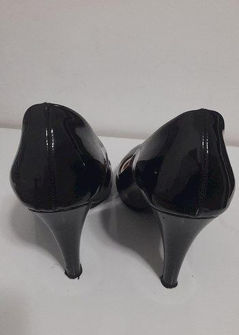 38 Beden Diger Siyah Rugan Stiletto Ofis Ayakkabısı