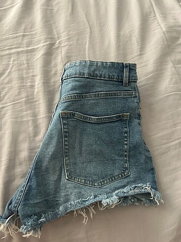 36 Beden H&M mavi renk şort