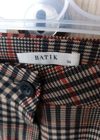 Kadın Kahverengi Mini Desenli Kumaş Pantolon