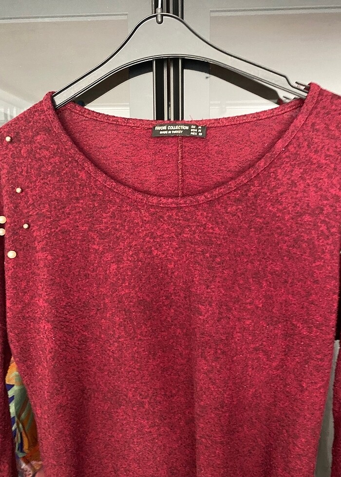 Omzu taşlı triko bluz - Görsel 2