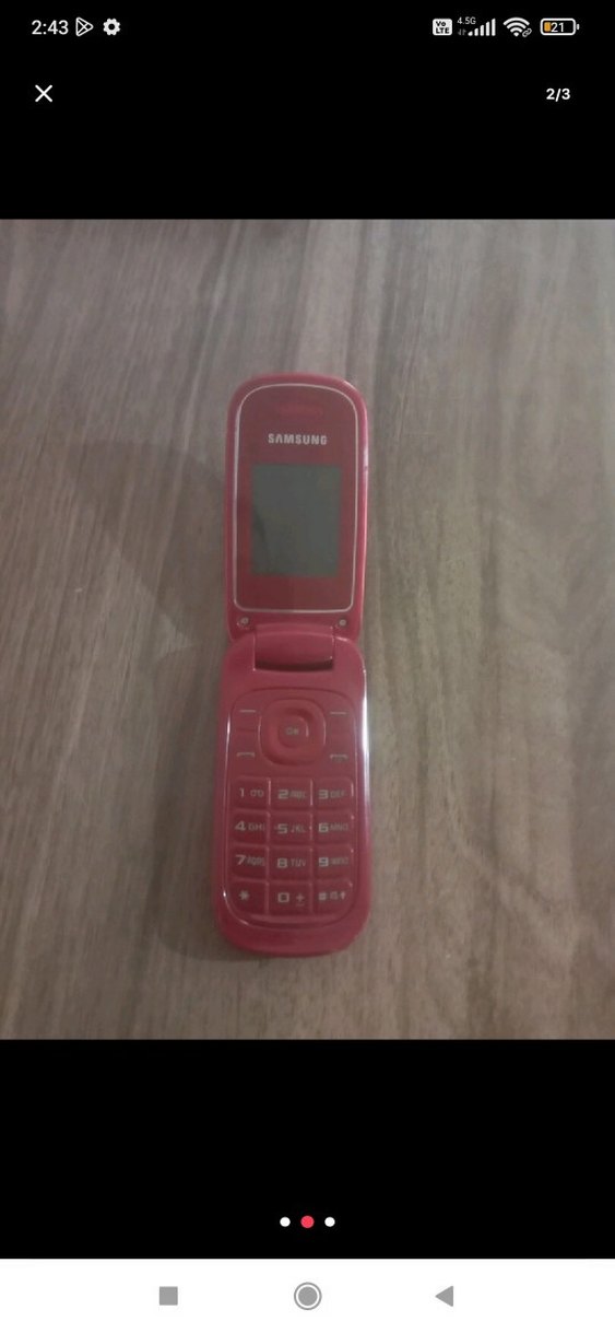 Parlak Kırmızı Samsung Telefon - Görsel 2