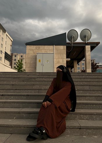 Acı kahve ayrobin ferace elbise - Görsel 3