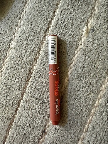 Beaulis fun gloss
