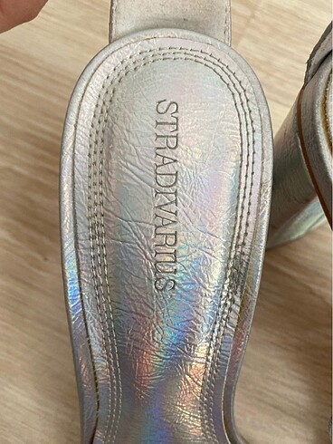 Stradivarius topuklu ayakkabı