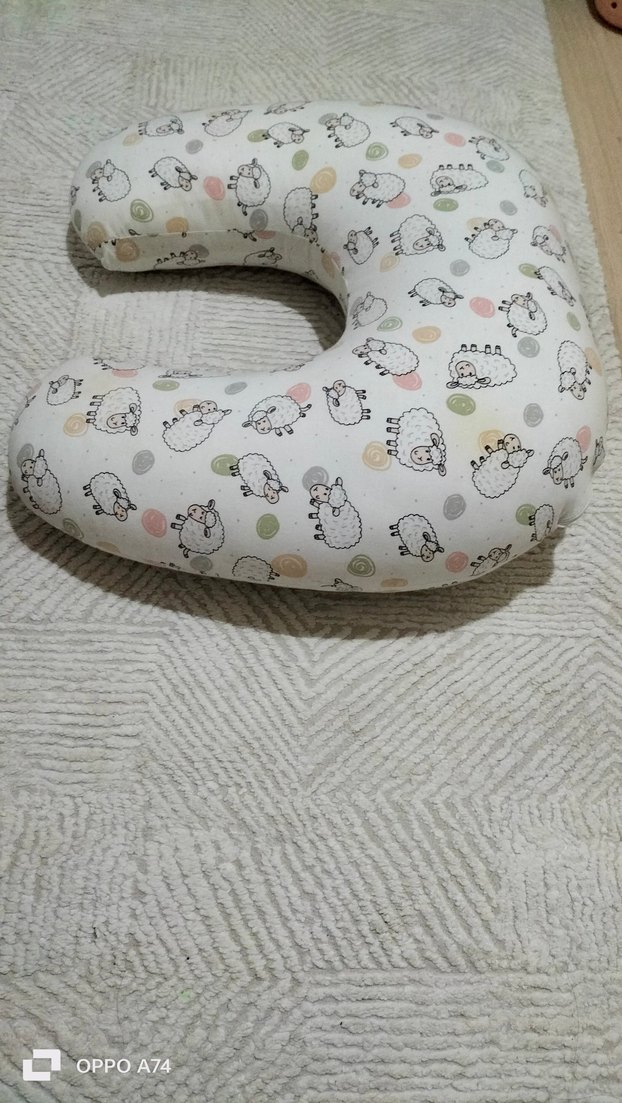 Beyaz Baskılı Emzirme ve Hamile Yastığı - Görsel 2