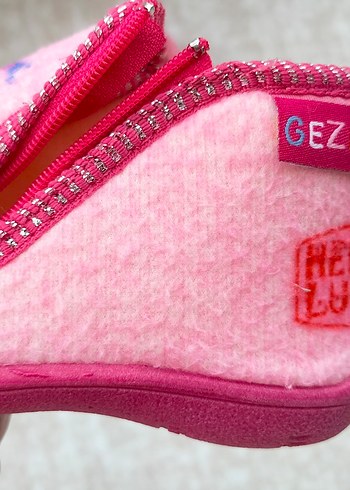 Pembe Nakışlı Kız Çocuk Sıcak Terlik - Görsel 4