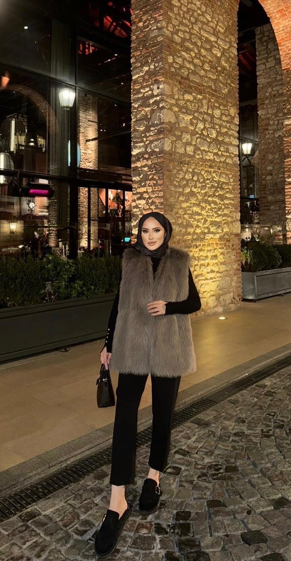 Kül kahve Kürk Detaylı Midi Yelek - Görsel 3