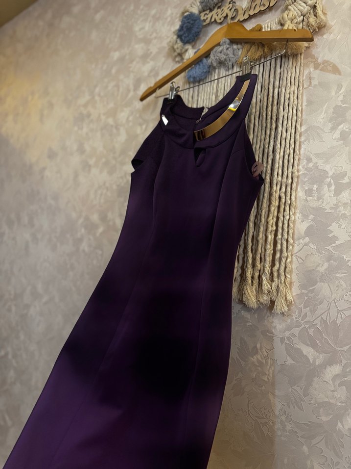 Mor Zincir Detaylı Uzun Abiye Elbise - Görsel 4