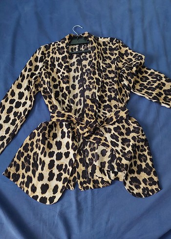 Leopar Desenli Kemerli Mini Kadın Ceket