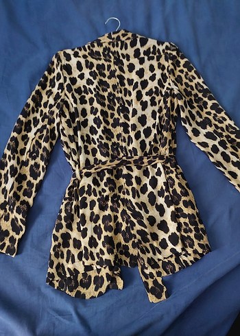 36 Beden Leopar Desenli Kemerli Mini Kadın Ceket