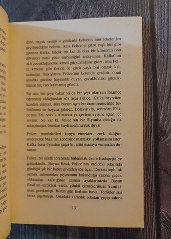 Beden Renk Öbür Dava - Kafka'nın Felice'ye Mektupları Üzerine