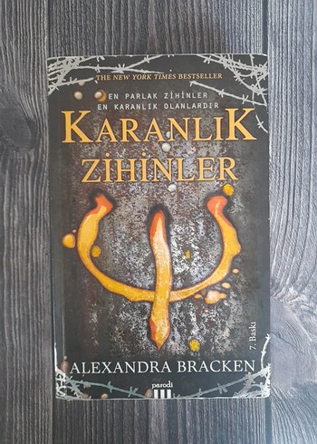 Karanlık Zihinler - Alexandra Bracken