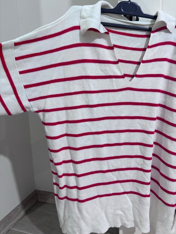 V Yaka Çizgili Kadın Triko Kazak - Görsel 2