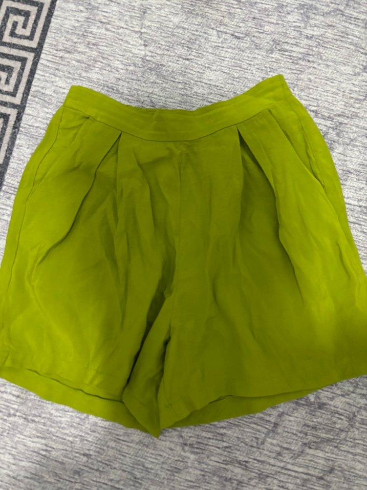 Kadın Yeşil Keten Mini Şort - Görsel 2