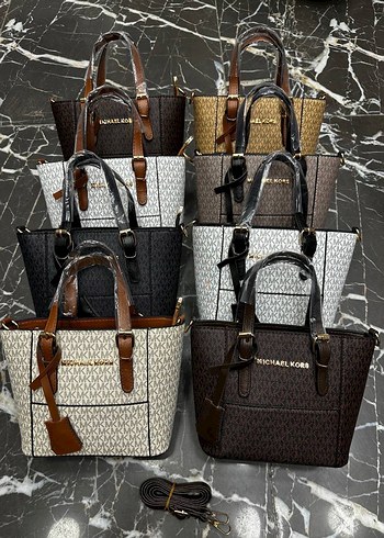 Michael Kors Deri Kadın Omuz Çantası