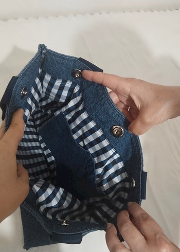 Beden Gri Baskılı Fermuarlı Denim Kol Çantası