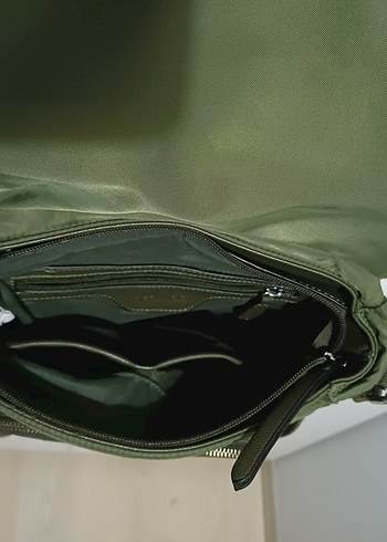 Yeşil kadın çapraz Çanta Kemer Detaylı - Görsel 3