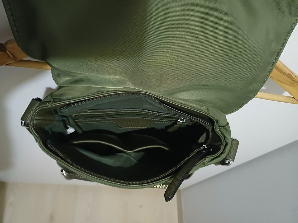 Yeşil kadın çapraz Çanta Kemer Detaylı - Görsel 3