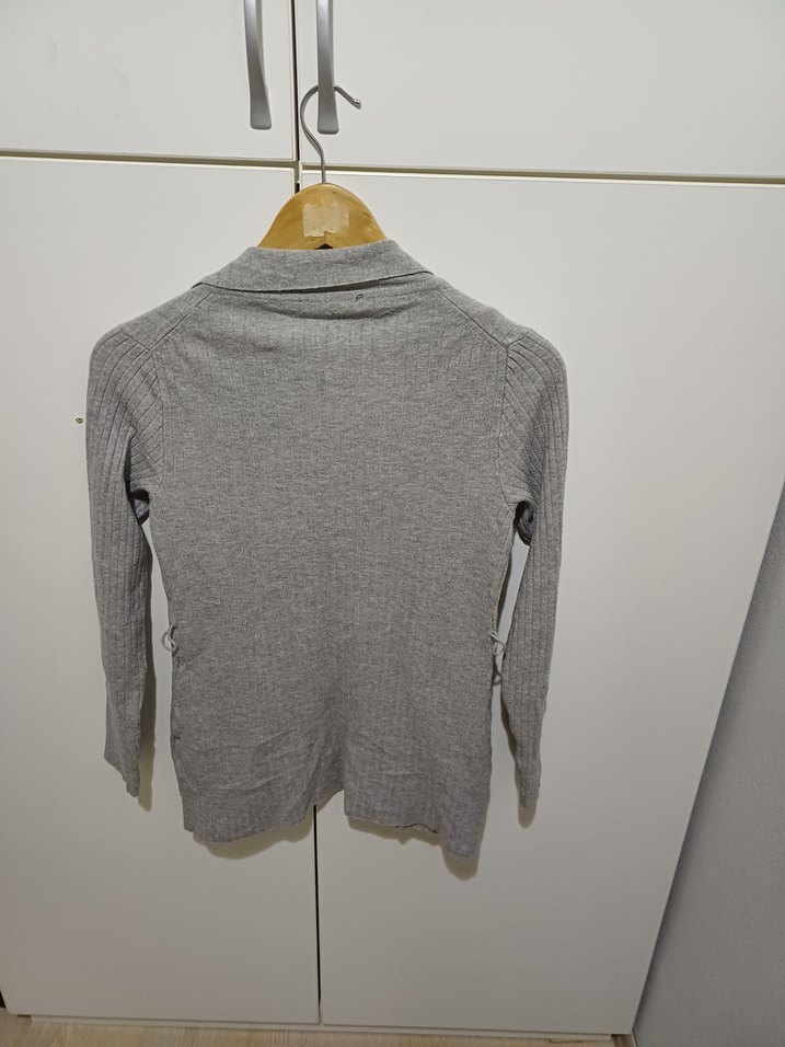 Gri Düğmeli Uzun Kollu Kadın Hırka - Görsel 2