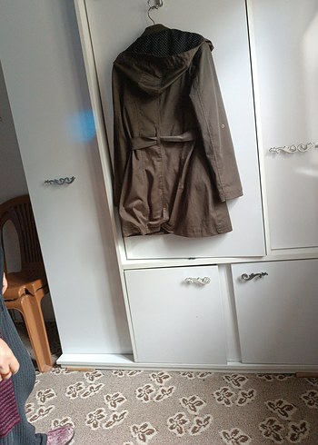 Diğer Bej Kemerli Kadın Trençkot