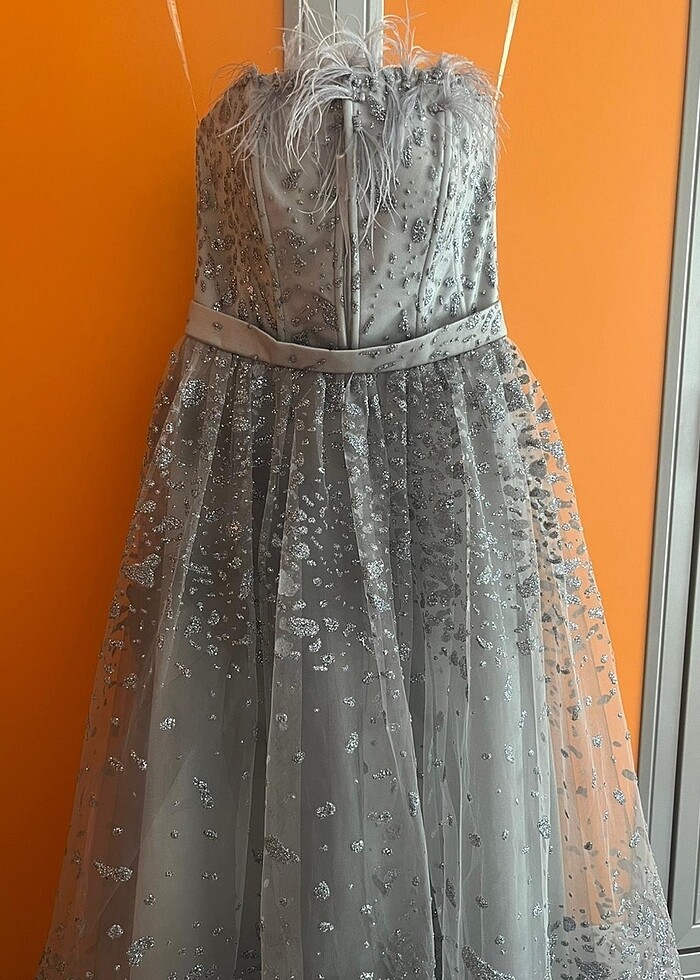 Nişan elbisesi midi boy abiye - Görsel 5