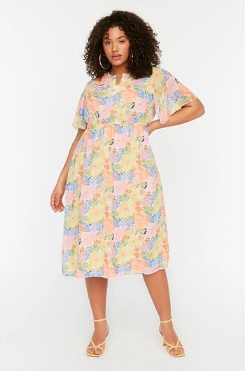 TrendylCurve Midi Elbise