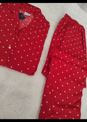 Diğer Kırmızı Yıldız Desenli Kadın Pijama Takımı