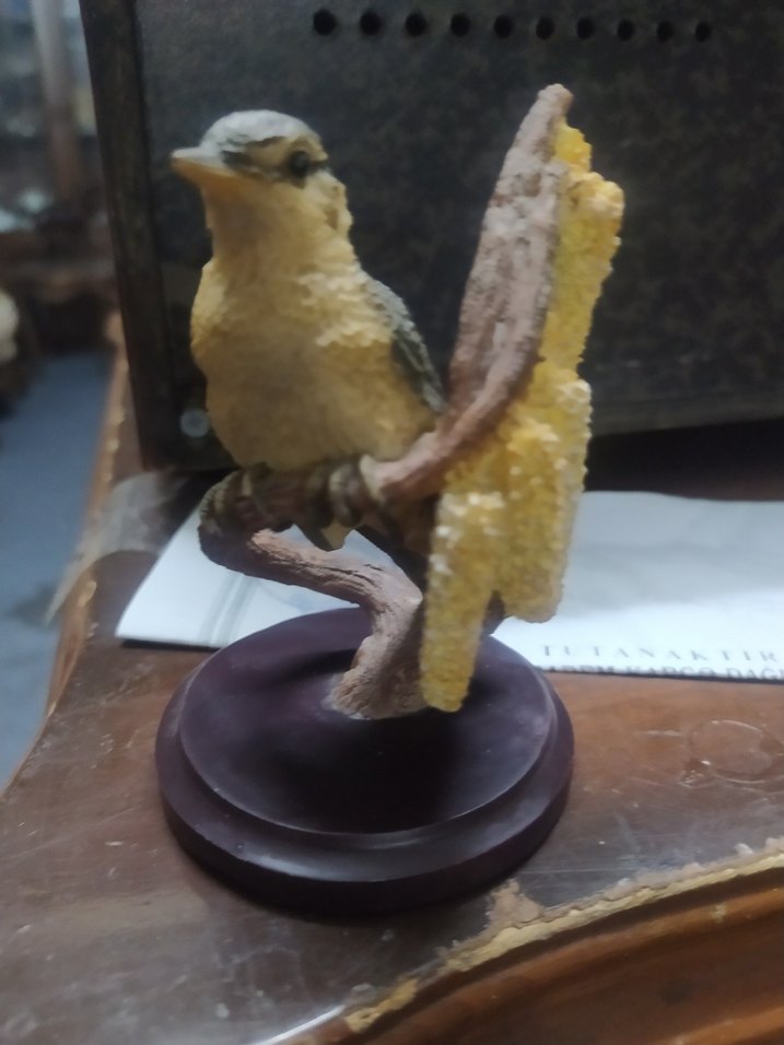 Vintage 2000 yıllar El Boyama  Kuş 


Dekoratif Obje 7*12 cm - Görsel 2