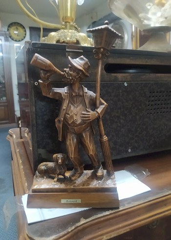 Vintage  15*29 cm Ahşap Kaide üzerine Reçine Adam ve Köpek - Görsel 2