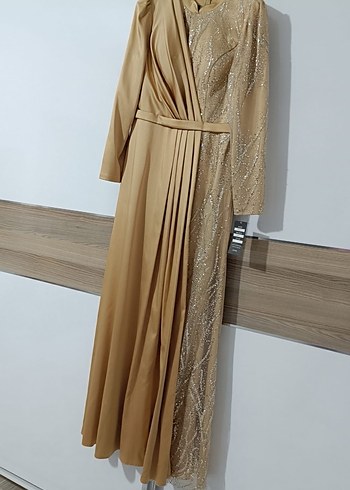 Bej Nakışlı Drapeli Uzun Abiye Elbise - Görsel 7