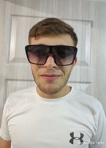 Şeffaf Gri Kadın Güneş Gözlüğü - Görsel 3