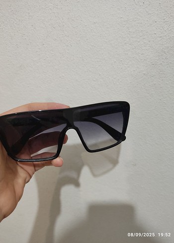 Şeffaf Gri Kadın Güneş Gözlüğü - Görsel 6