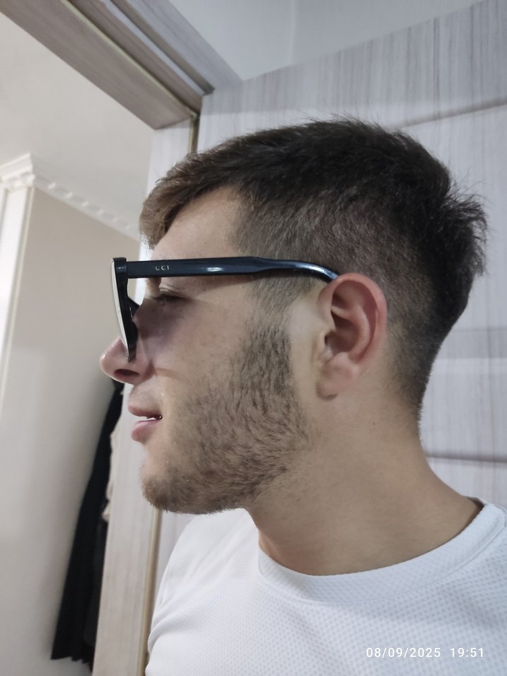 Şeffaf Gri Kadın Güneş Gözlüğü - Görsel 2