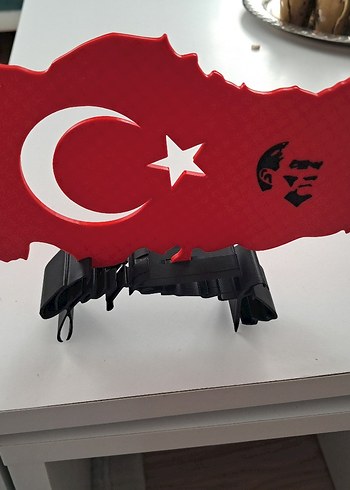 Atatürk ve Türk Bayrağı Temalı masa süsü